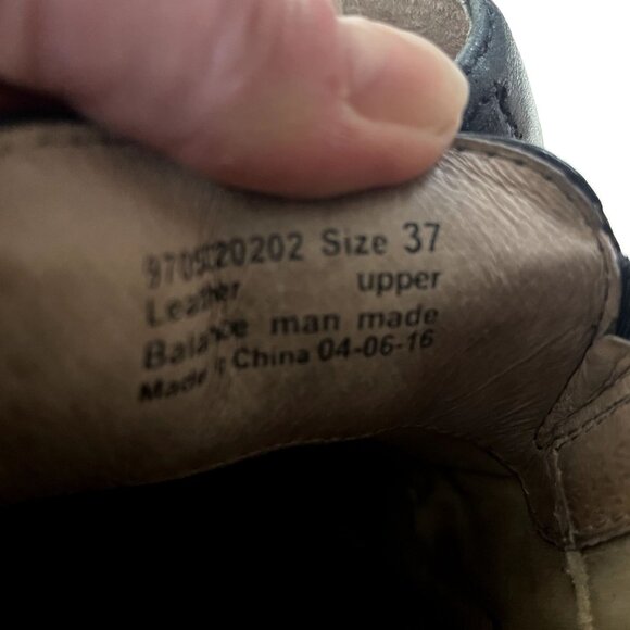 Dansko Soft Black Leather Loafer with Rubber Sole and Grosgrain Detail Size 37 - Picture 9 of 10